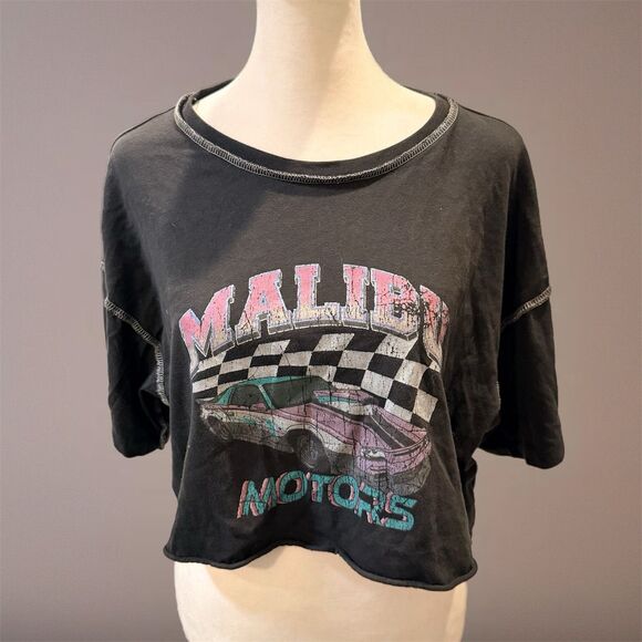 Forever 21 Tops - Forever 21 Women's Black Malibu Motors Graphic Crop Top Size M